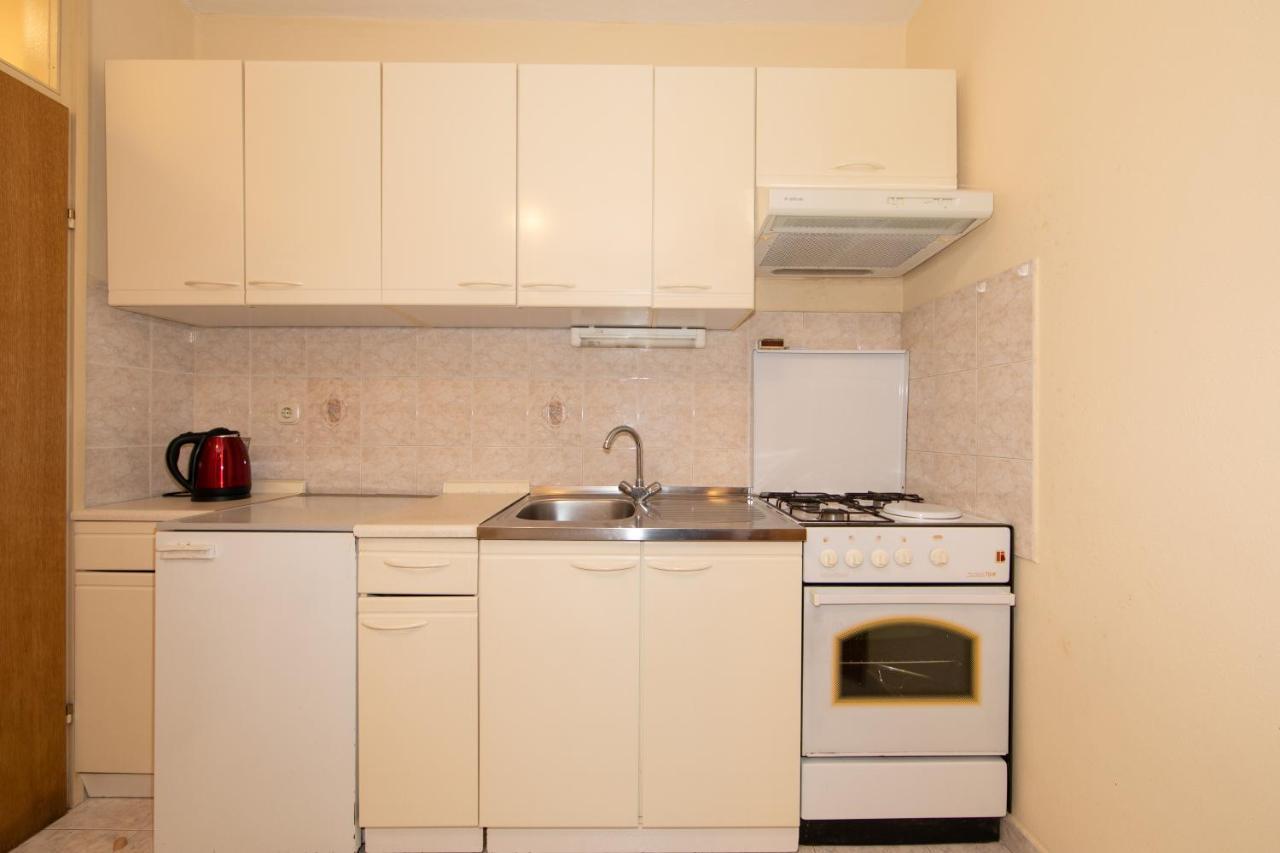 Apartmani Biser Tučepi Esterno foto