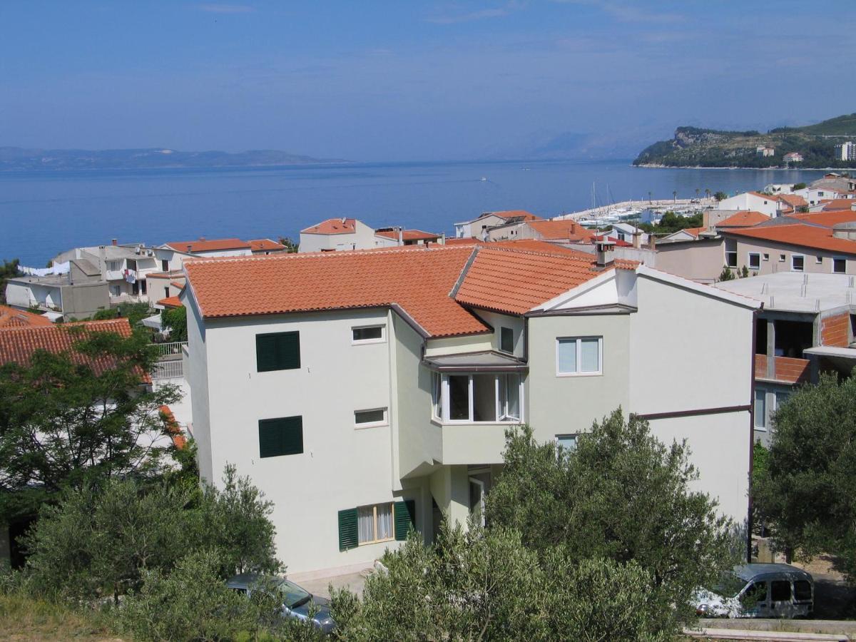 Apartmani Biser Tučepi Esterno foto