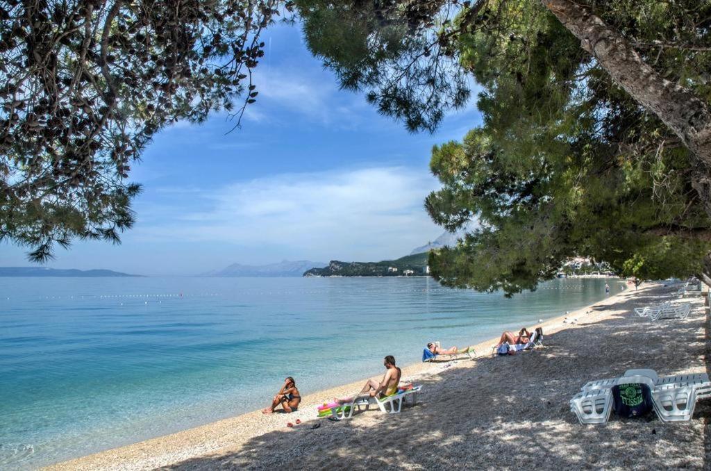 Apartmani Biser Tučepi Esterno foto